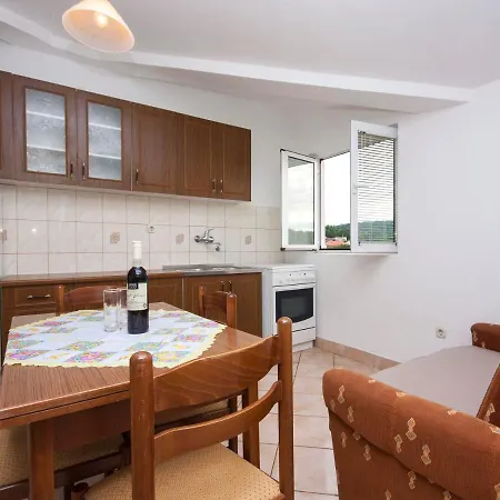 Bajan 545 3* Jadrtovac