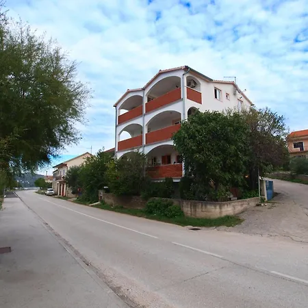 Bajan 545 3* Jadrtovac