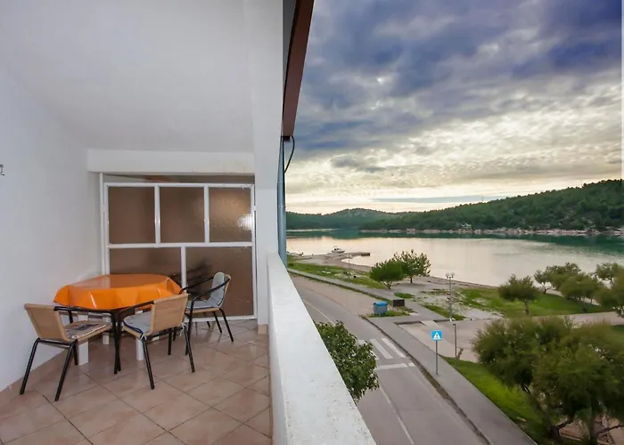 Bajan 545 Pensjonat Jadrtovac