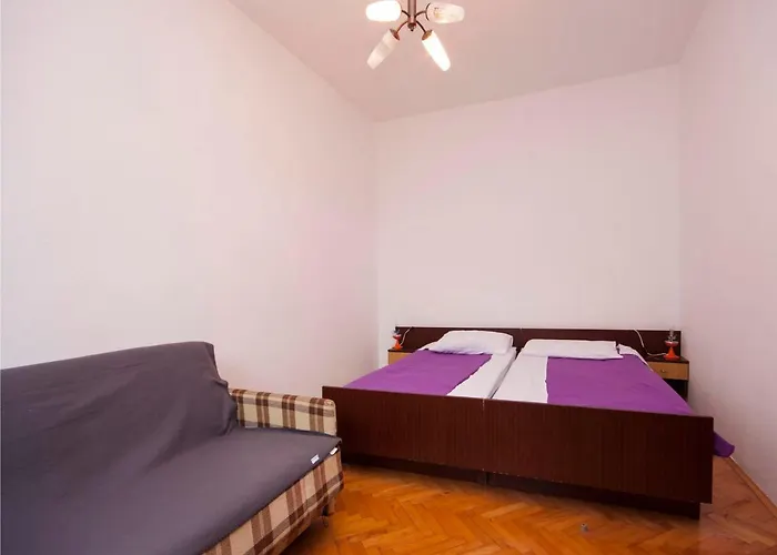 Bajan 545 Pensjonat Jadrtovac