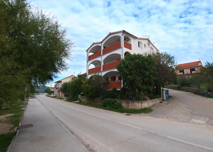 Bajan 545 3* Jadrtovac